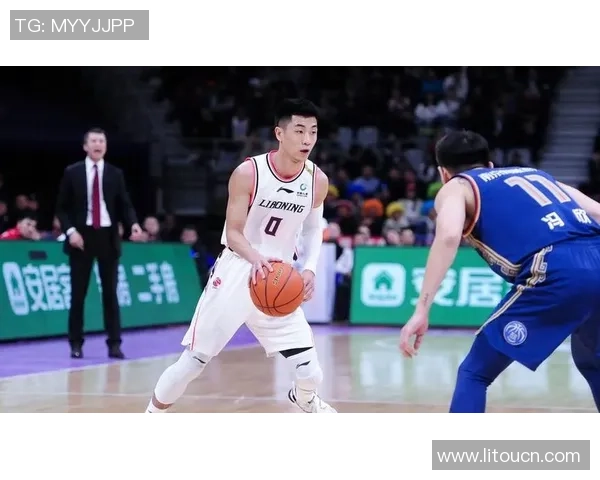 高诗岩：从青涩球员到篮球场上的耀眼明星之路与成长故事